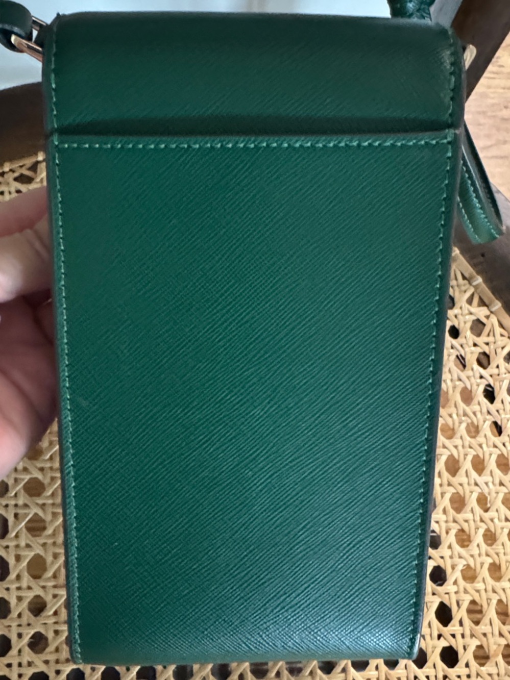kate spade Emerald Green Leather Crossbody Phone Pouch - Picture 7 of 8